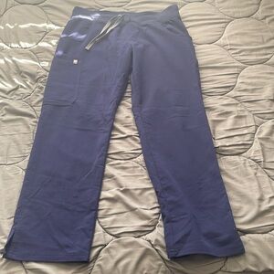 Navy figs straight leg